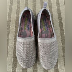 Skechers Women's Taupe Ez Flex Swift Motion Slip On Trainers